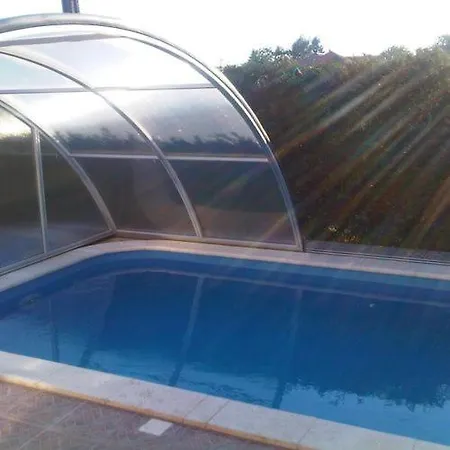 Lägenhet Darnay Apartmanhaz Gyenesdiás
